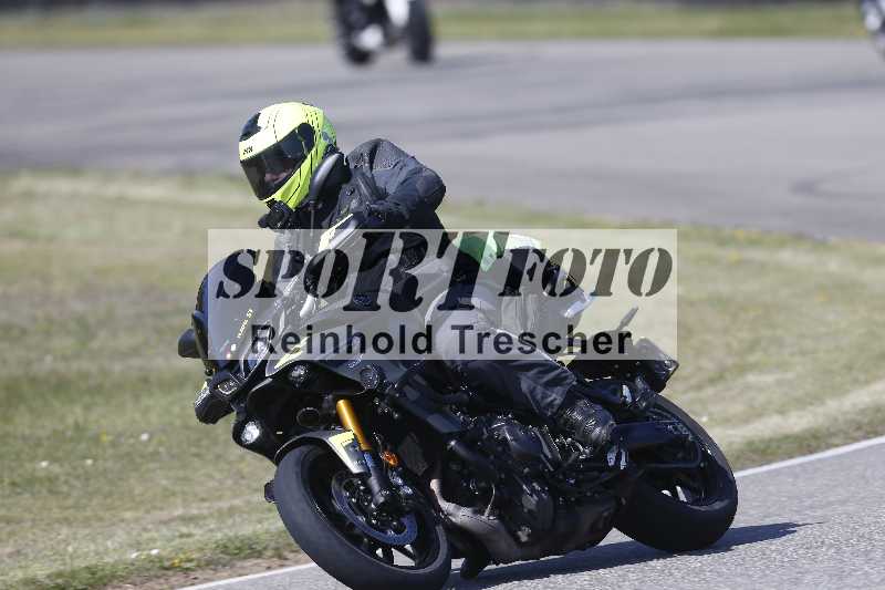 /01 02.04.2026 MAZ ADR/Gruppe gelb Gruppe gruen/57-1